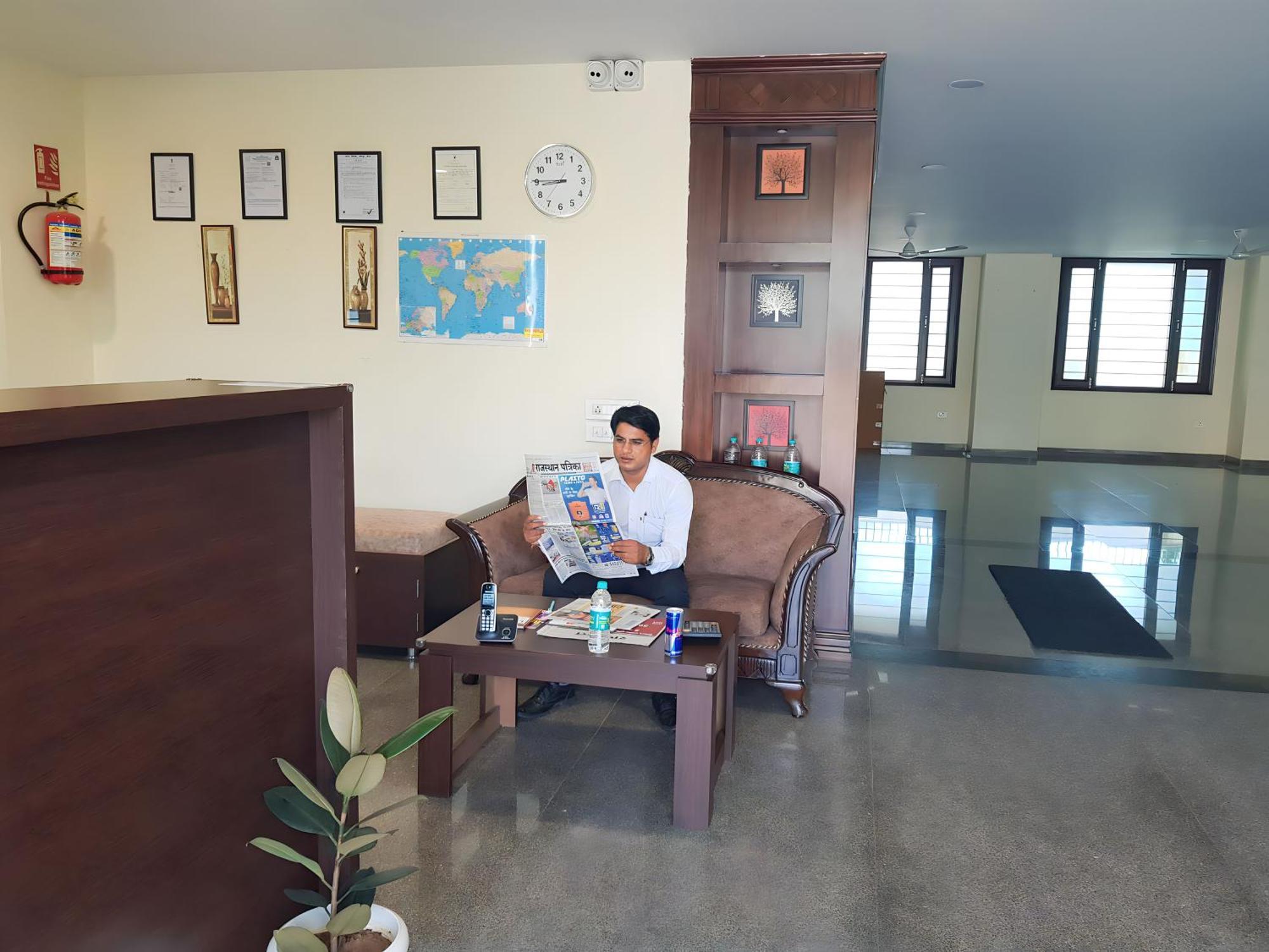 Sheerha Royal Residency-Near Jaipur Airport Hotel Luaran gambar
